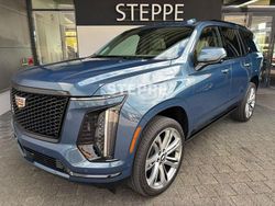 Blau Neu 2025 Cadillac Escalade SUV | 147.800 €