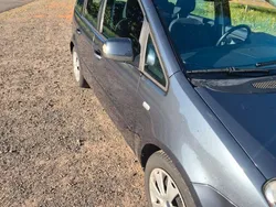 Grau Gebraucht 2010 Ford C-MAX Titanium Van / Kleinbus | 4.150 € (Fairer Preis)