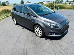Grau Gebraucht 2015 Ford S-MAX S Van / Kleinbus | 14.900 € (Fairer Preis)
