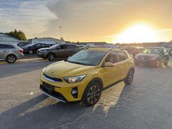 Gelb Gebraucht 2020 Kia Stonic Spirit SUV | 10.400 € (Fairer Preis)