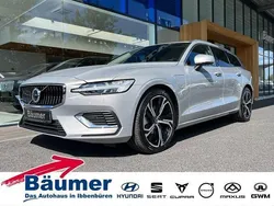 Silber Neu 2024 Volvo V60 Plus Kombi | 42.980 € (Guter Preis)