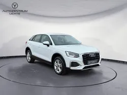 Weiß Gebraucht 2023 Audi Q2 Advanced Plus SUV | 26.699 € (Guter Preis)