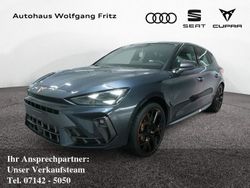 Grau Neu 2025 Cupra Leon VZ Limousine | 46.697 € (Teuer)