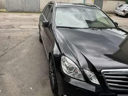 Schwarz Gebraucht 2011 Mercedes E250 Kombi | 7.300 € (Superpreis)