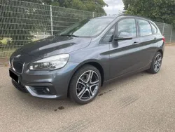 Grau Gebraucht 2018 BMW 220 Active Tourer Advantage Van / Kleinbus | 16.900 € (Superpreis)