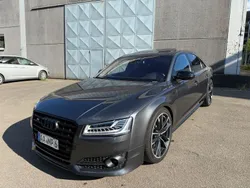 Audi S8 plus