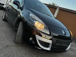 Schwarz Gebraucht 2009 Renault Scénic III Van / Kleinbus | 4.300 € (Fairer Preis)