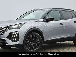 Grau Gebraucht 2025 Peugeot 2008 GT SUV | 29.970 €