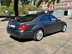 Grau Gebraucht 2011 Mercedes S500 Limousine | 33.900 €