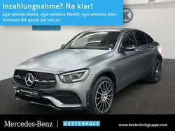Grau Gebraucht 2021 Mercedes GLC300e AMG Limousine | 42.890 € (Teuer)
