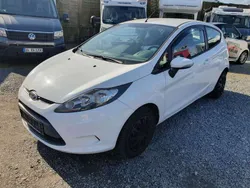 Frostweiß Gebraucht 2010 Ford Fiesta Trend Kleinwagen | 2.650 € (Fairer Preis)