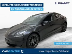 Solid black Gebraucht 2022 Tesla Model 3 RWD Limousine | 26.495 € (Guter Preis)