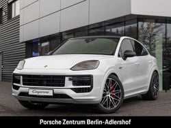 Weiß Gebraucht 2024 Porsche Cayenne Turbo E-Hybrid Coupe Coupé | 199.800 €