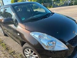 Braun Gebraucht 2015 Suzuki Swift Kleinwagen | 6.900 € (Fairer Preis)