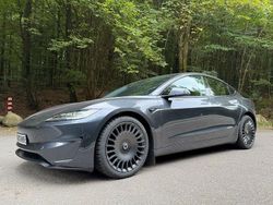 Grau Gebraucht 2025 Tesla Model 3 Performance Limousine | 53.900 € (Fairer Preis)