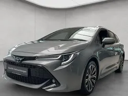 Grau Gebraucht 2021 Toyota Corolla Team Kombi | 24.850 € (Fairer Preis)