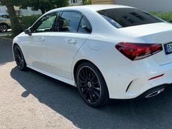 Weiß Gebraucht 2020 Mercedes A250 AMG Limousine | 29.999 € (Fairer Preis)