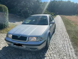 Silber Gebraucht 1997 Skoda Octavia Limousine | 2.000 € (Teuer)