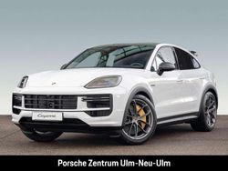 Weiss Neu 2025 Porsche Cayenne Turbo E-Hybrid Coupe Coupé | 240.937 € (Guter Preis)