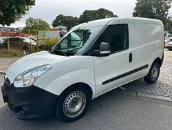 Weiß Gebraucht 2014 Opel Combo Van / Kleinbus | 4.980 € (Fairer Preis)