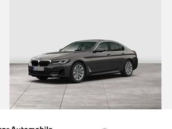 Grau Gebraucht 2023 BMW 520 Sport Line Limousine | 38.790 € (Teuer)