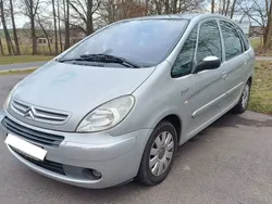 Silber Gebraucht 2005 Citroën Xsara Picasso Exclusive Van / Kleinbus | 3.899 € (Teuer)