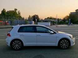 Weiß Gebraucht 2019 VW Golf VII Comfortline Limousine | 14.900 € (Guter Preis)