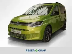 Golden green metallic Neu 2024 VW Caddy Life Van / Kleinbus | 44.483 € (Teuer)