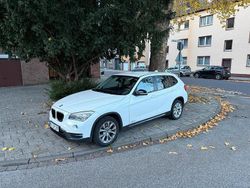 Weiß Gebraucht 2012 BMW X1 Sport Line SUV | 7.499 € (Fairer Preis)