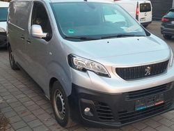 Grau Gebraucht 2018 Peugeot Expert Premium Van | 9.650 € (Fairer Preis)