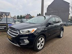 Schwarz Gebraucht 2017 Ford Kuga Titanium SUV | 14.490 € (Fairer Preis)