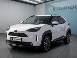 Weiß Gebraucht 2024 Toyota Yaris Cross SUV | 25.249 € (Fairer Preis)