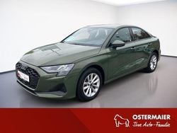 Distriktgrün Gebraucht 2024 Audi A3 Ambiente Limousine | 28.480 € (Guter Preis)