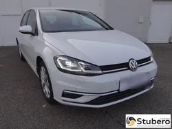 Weiß Gebraucht 2018 VW Golf VII Highline Limousine | 17.990 € (Fairer Preis)