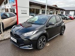 Schwarz Neu 2025 Toyota Yaris Hybrid Limousine | 24.850 € (Fairer Preis)