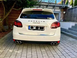 Weiß Gebraucht 2011 Porsche Cayenne S SUV | 19.000 € (Guter Preis)