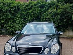 Schwarz Gebraucht 2004 Mercedes E220 Kombi | 1.900 € (Guter Preis)