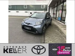 Celestite grey metallic/ dach Neu 2025 Toyota Aygo Kleinwagen | 20.360 €
