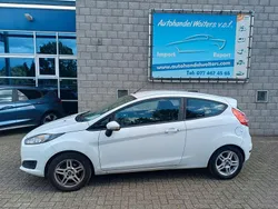 Weiß Gebraucht 2015 Ford Fiesta Trend Kleinwagen | 3.900 € (Guter Preis)