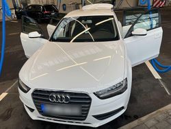 Weiß Gebraucht 2015 Audi A4 Kombi | 10.900 € (Fairer Preis)