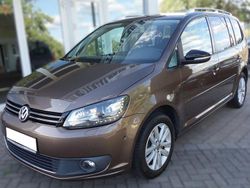 Braun Gebraucht 2012 VW Touran Style Van / Kleinbus | 8.500 € (Etwas zu teuer)