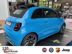 Blau Gebraucht 2023 Abarth 500C Scorpionissima Cabrio | 34.890 € (Etwas zu teuer)