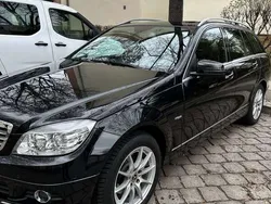 Schwarz Gebraucht 2009 Mercedes C180 Kombi | 7.800 € (Fairer Preis)