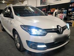 Weiß Gebraucht 2015 Renault Mégane GrandTour Kombi | 5.300 € (Guter Preis)