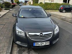 Grau Gebraucht 2012 Opel Insignia Kombi | 5.500 € (Fairer Preis)