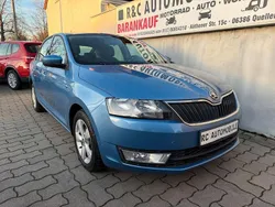 Blau Gebraucht 2012 Skoda Rapid Ambition Limousine | 6.599 € (Fairer Preis)