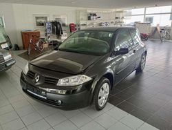 Schwarz Gebraucht 2004 Renault Mégane II Authentique Limousine | 3.980 €