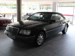 Blauschwarz Gebraucht 1996 Mercedes E220 Cabrio | 19.990 € (Guter Preis)
