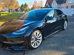 Schwarz Gebraucht 2019 Tesla Model 3 Performance Limousine | 21.450 € (Fairer Preis)