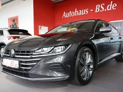Grau Gebraucht 2024 VW Arteon Limousine | 30.680 € (Superpreis)